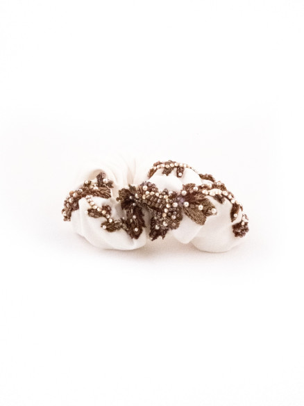 Ivory Garland Scrunchie | MC Davidian Couture Collection